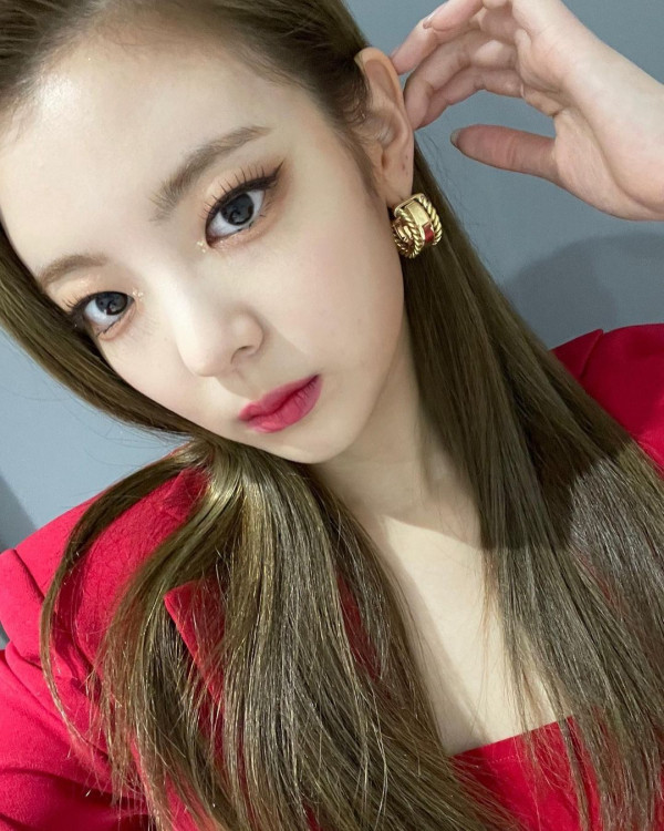 [연예] ITZY 리아